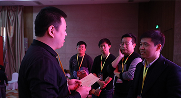 不只理论，重在落地 ——领导力管理培训课程如何从“知道”到“做到”