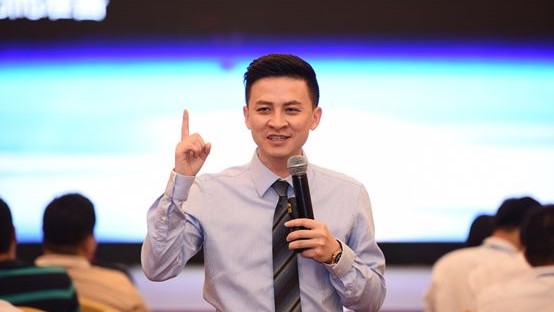 神州英才姜桐受聘为法国里昂商学院（亚洲区）特聘专家